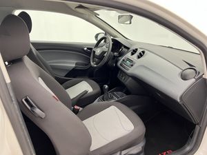 Seat Ibiza ST 1.2 TDI 75cv Reference  - Foto 34