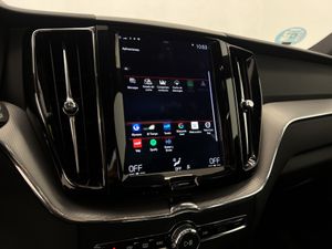 Volvo XC60 2.0 D5 AWD R-Design Auto 190CV AT8 · AUTOMÁTICO · 4X4  - Foto 21