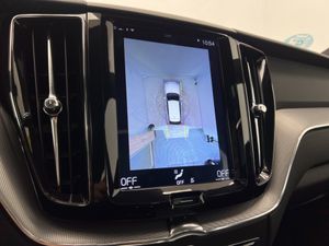 Volvo XC60 2.0 D5 AWD R-Design Auto 190CV AT8 · AUTOMÁTICO · 4X4  - Foto 19