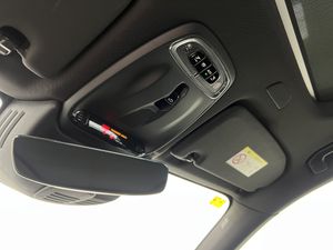 Volvo XC60 2.0 D5 AWD R-Design Auto 190CV AT8 · AUTOMÁTICO · 4X4  - Foto 55