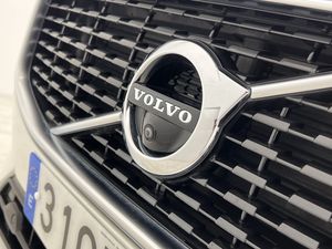 Volvo XC60 2.0 D5 AWD R-Design Auto 190CV AT8 · AUTOMÁTICO · 4X4  - Foto 54