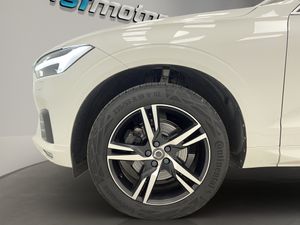 Volvo XC60 2.0 D5 AWD R-Design Auto 190CV AT8 · AUTOMÁTICO · 4X4  - Foto 28