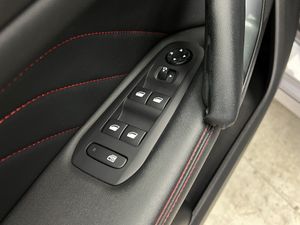 Peugeot 308 5P GT BlueHDi 130 S&S 5D  - Foto 26