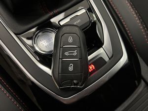 Peugeot 308 5P GT BlueHDi 130 S&S 5D  - Foto 24