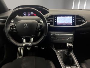 Peugeot 308 5P GT BlueHDi 130 S&S 5D  - Foto 16