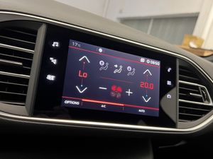 Peugeot 308 5P GT BlueHDi 130 S&S 5D  - Foto 47