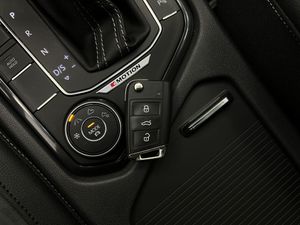 Volkswagen Tiguan ALLSPACE SPORT 2.0 TDI 150CV DSG 4 MOTION  7PLAZAS  - Foto 23