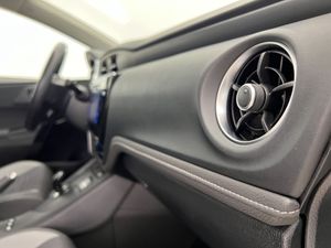 Toyota Auris 1.8 140H Active (Bus. P.) Touring Sports  - Foto 37