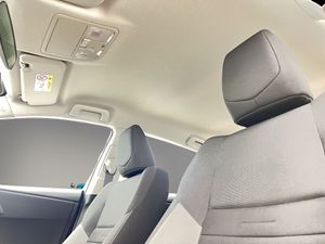 Toyota Auris 1.8 140H Active (Bus. P.) Touring Sports  - Foto 23