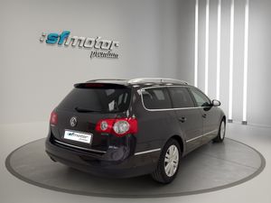 Volkswagen Passat Variant 2.0 TDI 140 DSG Highline BM Tech  - Foto 7