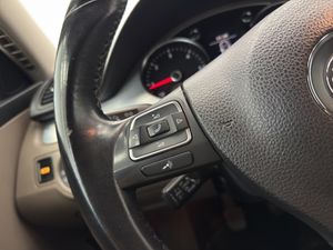 Volkswagen Passat Variant 2.0 TDI 140 DSG Highline BM Tech  - Foto 27