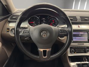 Volkswagen Passat Variant 2.0 TDI 140 DSG Highline BM Tech  - Foto 11