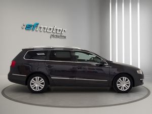 Volkswagen Passat Variant 2.0 TDI 140 DSG Highline BM Tech  - Foto 8