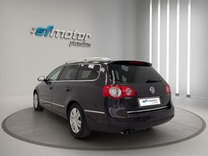Volkswagen Passat Variant 2.0 TDI 140 DSG Highline BM Tech  - Foto 5