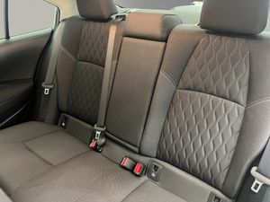 Toyota Corolla 1.8 125H STYLE E-CVT SEDAN  - Foto 14