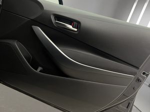 Toyota Corolla 1.8 125H STYLE E-CVT SEDAN  - Foto 18