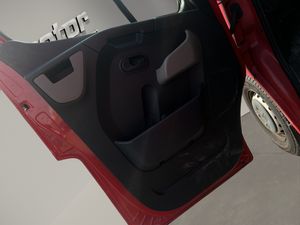 Renault Master L2H2 DCI 130 2.5 CONFORT 4D  - Foto 12