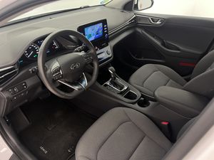 Hyundai IONIQ 1.6 GDI HEV Klass DCT  - Foto 32