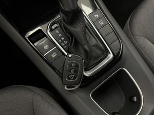 Hyundai IONIQ 1.6 GDI HEV Klass DCT  - Foto 24