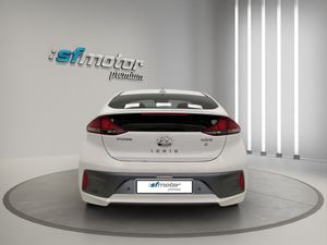 Hyundai IONIQ 1.6 GDI HEV Klass DCT  - Foto 6