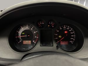 Seat Ibiza 1.4 16V 100 CV FÓRMULA SPORT  - Foto 12