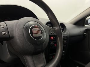 Seat Ibiza 1.4 16V 100 CV FÓRMULA SPORT  - Foto 34