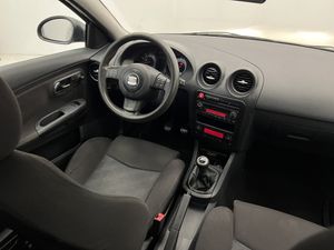 Seat Ibiza 1.4 16V 100 CV FÓRMULA SPORT  - Foto 26