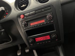 Seat Ibiza 1.4 16V 100 CV FÓRMULA SPORT  - Foto 31