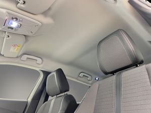 Peugeot 2008 Allure BlueHDI 81kW (110CV)  - Foto 23