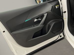 Peugeot 2008 Allure BlueHDI 81kW (110CV)  - Foto 13