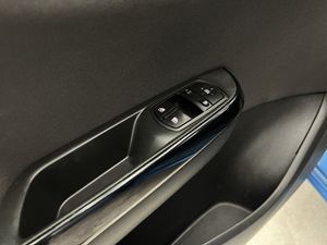 Opel Corsa GLP /  Gasolina  - Foto 25