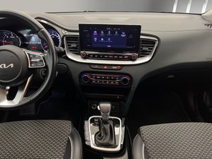 Kia Ceed TECH 1.6 CRDI 135CV AT7 E6D  - Foto 16