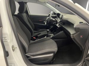 Peugeot 208 BERLINA CON PUERTO BlueHDi 73kW (100CV) Active Pack  - Foto 19