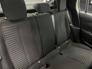 Peugeot 208 BERLINA CON PUERTO BlueHDi 73kW (100CV) Active Pack  - Foto 20