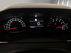 Peugeot 2008 TODOTERRENO Allure Pack BlueHDI 81kW (110CV)  - Foto 12
