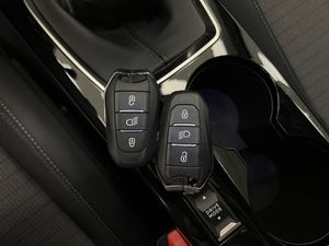 Peugeot 2008 TODOTERRENO Allure Pack BlueHDI 81kW (110CV)  - Foto 24
