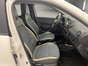 Dacia Spring Comfort Electric 33kW (45CV)  - Foto 19