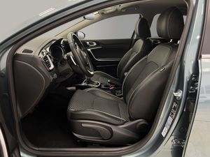 Kia Ceed  TECH 1.6 CRDI  AT7 E6D  - Foto 10