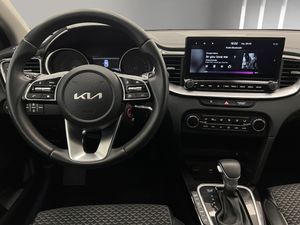 Kia Ceed  TECH 1.6 CRDI  AT7 E6D  - Foto 15