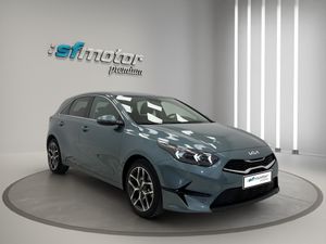 Kia Ceed  TECH 1.6 CRDI  AT7 E6D  - Foto 9