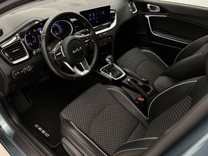 Kia Ceed  TECH 1.6 CRDI  AT7 E6D  - Foto 34