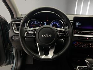 Kia Ceed  TECH 1.6 CRDI  AT7 E6D  - Foto 11