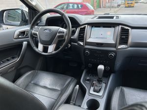 Ford Ranger 3.2 TDCI LIMITED 4X4 DOBLE CABINA  - Foto 32