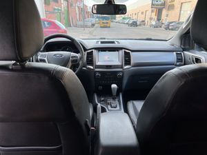Ford Ranger 3.2 TDCI LIMITED 4X4 DOBLE CABINA  - Foto 30