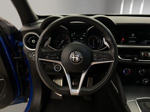 Alfa Romeo Stelvio 2.2 Diésel 154kW (210CV) Executive Q4  - Foto 11