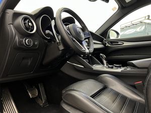 Alfa Romeo Stelvio 2.2 Diésel 154kW (210CV) Executive Q4  - Foto 25