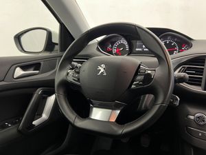 Peugeot 308 5P Active Pack BlueHDi 130 S&S MAN  - Foto 37