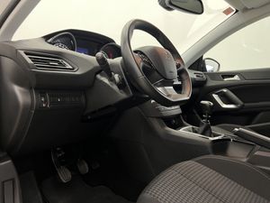 Peugeot 308 5P Active Pack BlueHDi 130 S&S MAN  - Foto 26