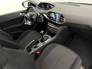 Peugeot 308 5P Active Pack BlueHDi 130 S&S MAN  - Foto 32