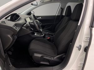 Peugeot 308 5P Active Pack BlueHDi 130 S&S MAN  - Foto 10